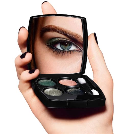 kerstuitvoering chanel make up|chanel clear vision makeup.